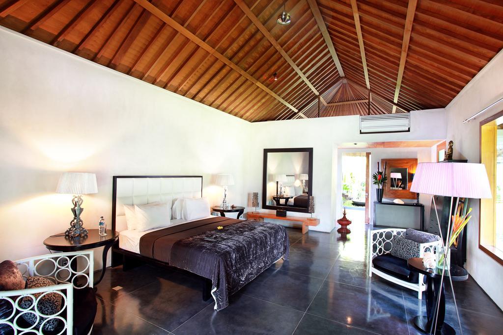 Villa Valentine Kuta  Room photo